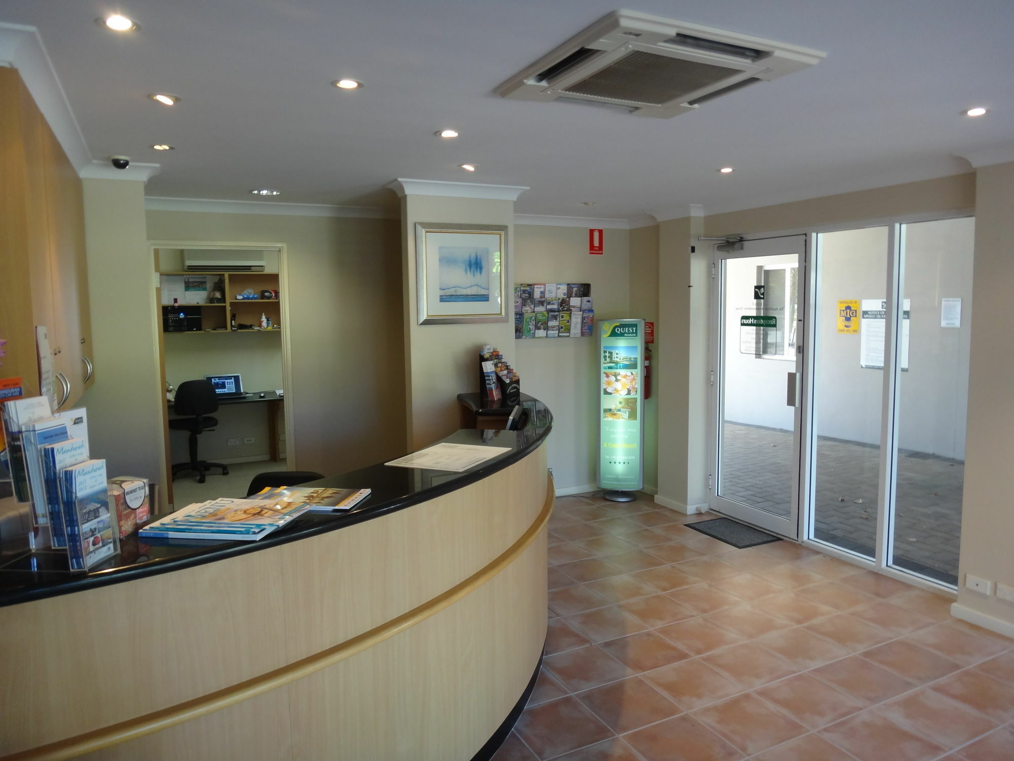 C Mandurah Apartment Resort Exterior photo